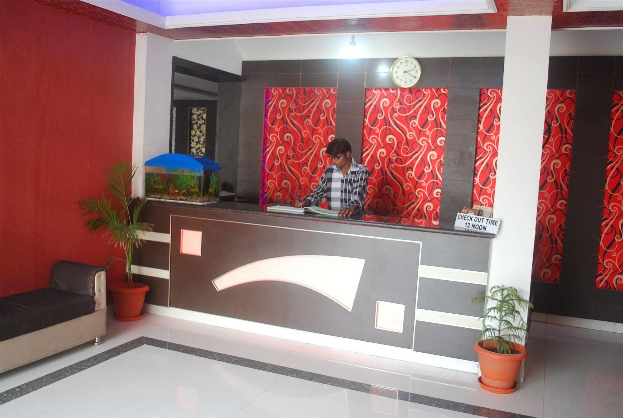 Hotel Gayatri Palace Agra  Εξωτερικό φωτογραφία